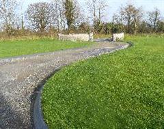 A lovely Slate Grey Driveway Eurostyle Edging